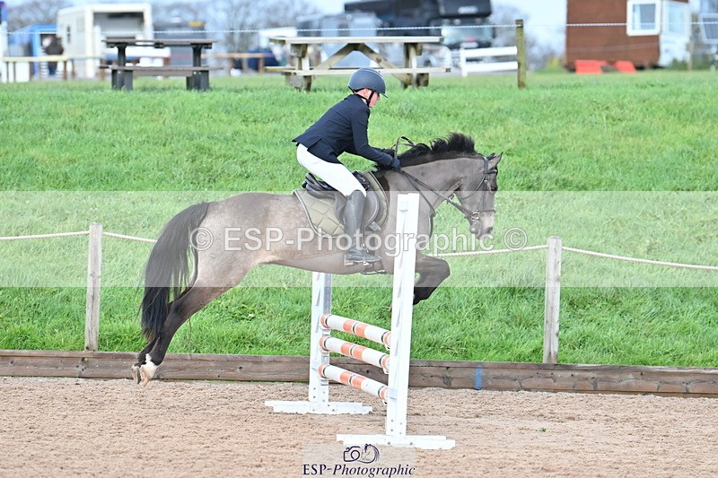 231203A-133256-01432 - Cls 23 Stepping Stones 128cm & 138cm