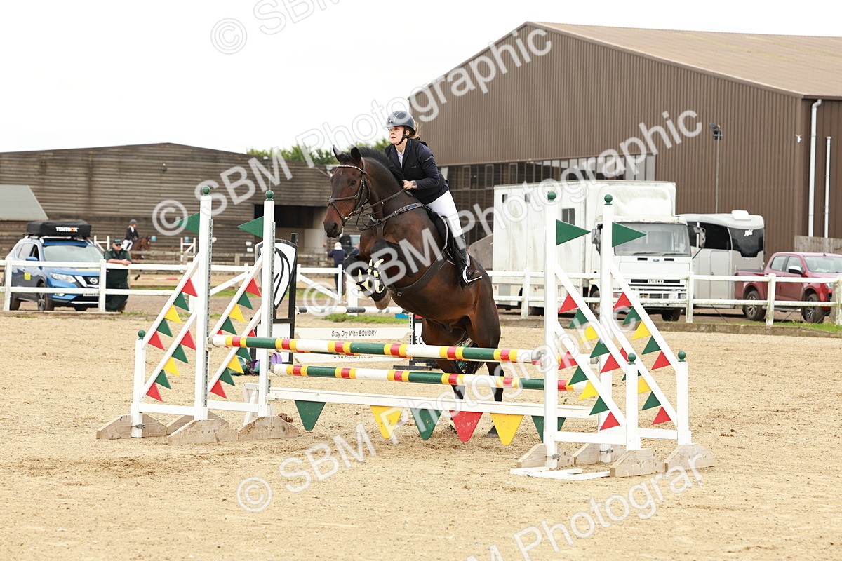 1I0A6996 - Class 2 - Senior British Novice
