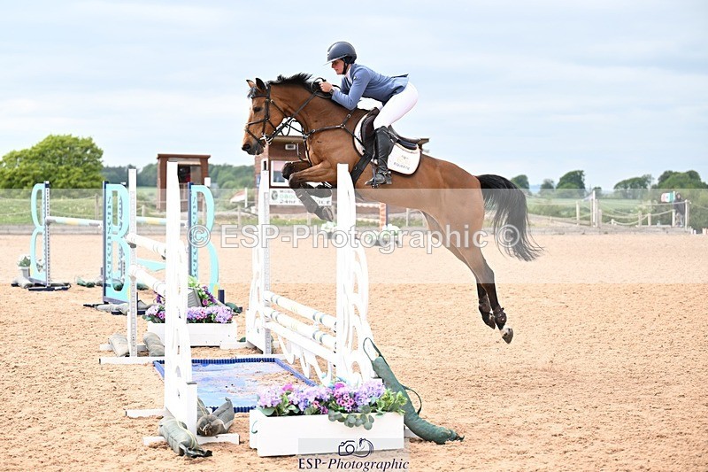 260510-152916-07536 - Cls 41 Snr Foxhunter