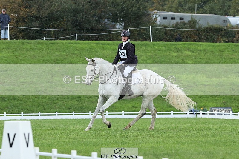 251023A-115823-03454 - D-318-Caroline.Allan