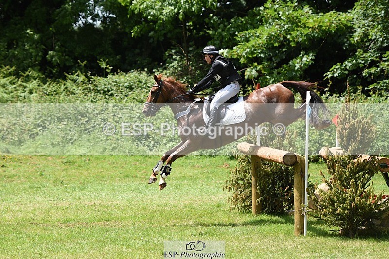 230528-131652-17515 - 409-HENTON_FIRST_LADY-Bundy_Philpott-XC