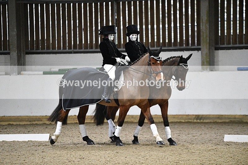 WJ5_9732 - Time 13:04 to 13:41 Fancy Dress DTM