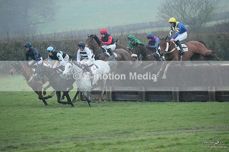 PtP 100324 1444 - Pytchley with Woodland Point-to-Point Guilsborough 10/03/24