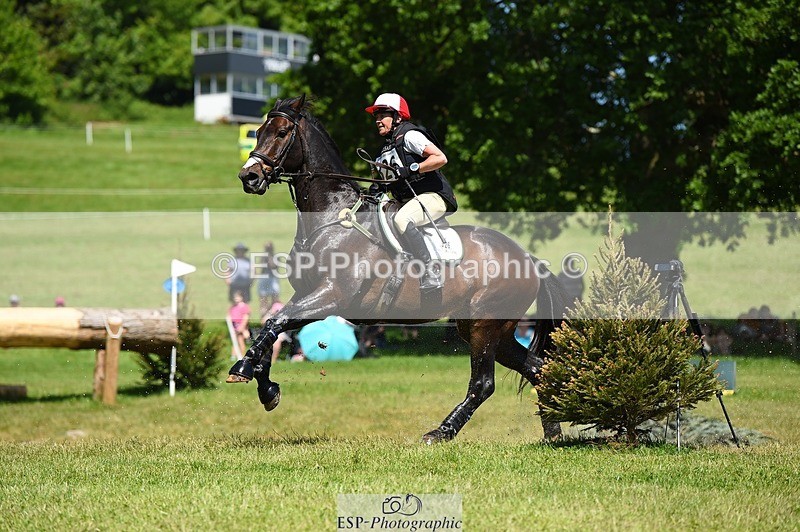 230527-142438-09776 - 326-GULLITH-Emily_Lochore-XC
