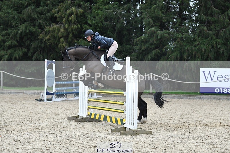 240206-143432-00452 - Cls 4 90cm