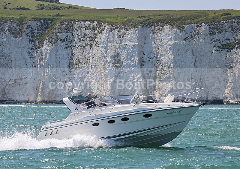 130526 SPECIAL T FAIRLINE TARGA 33 WT7A5487 - Motorboats - Open