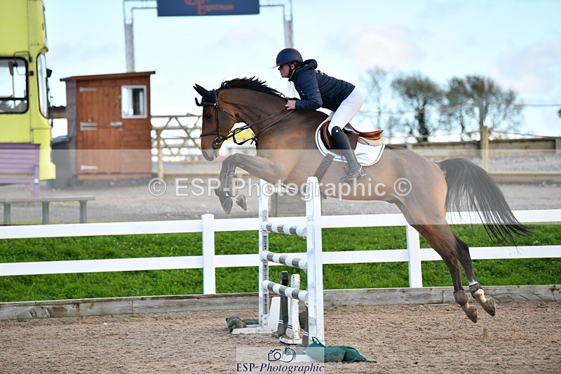 231110A-143307-00790 - Cls 6 Foxhunter & 1.20m Open