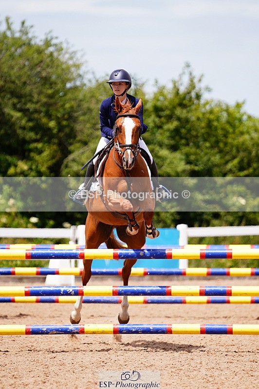 240629A-124312-05423 - Cls 18 Newcomers and 1m Open