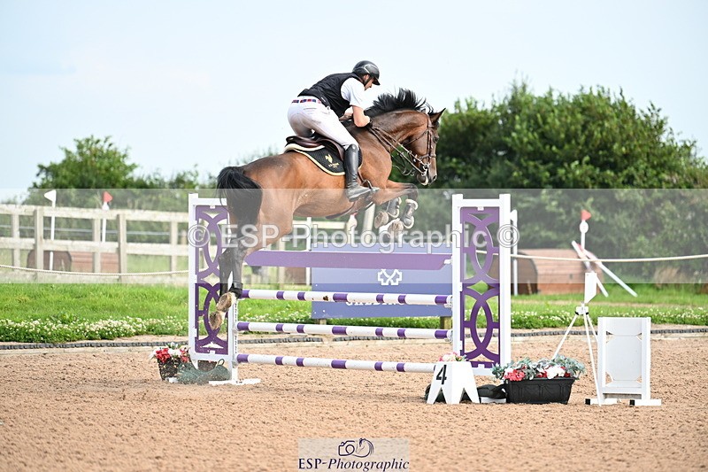 240801A-160034-02670 - Cls 5 National 1.30m Open