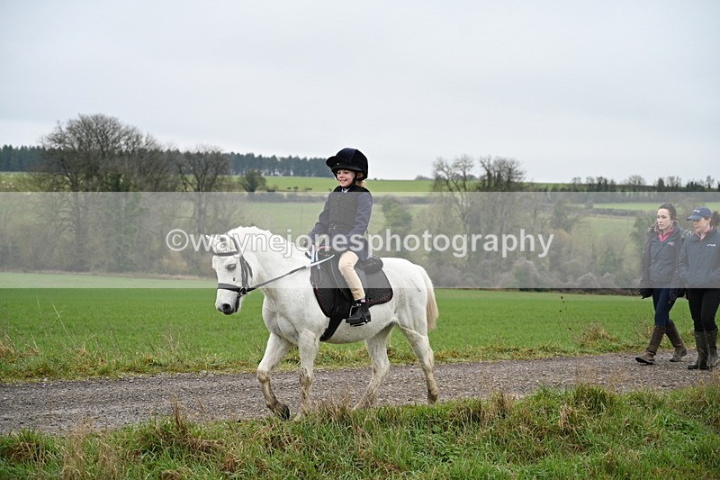 WJ7_9681 - Walk out..