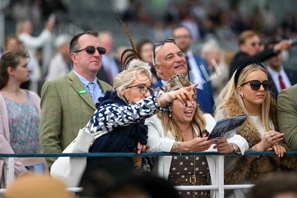 150624-M-Macmillan Ride Of Their Lives-6219 - 12.30pm Macmillan Ride of Their Lives