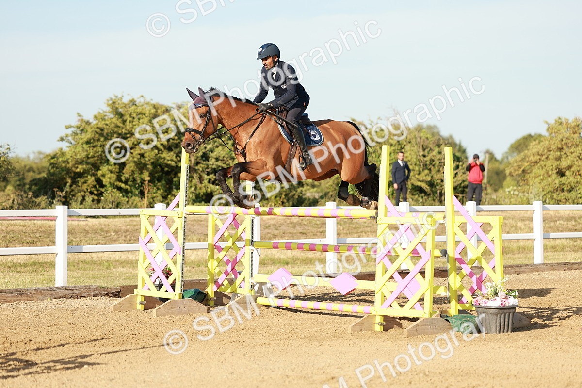SBM_008909 - Class 6 - National 1.30m 1.40m Open Handicap