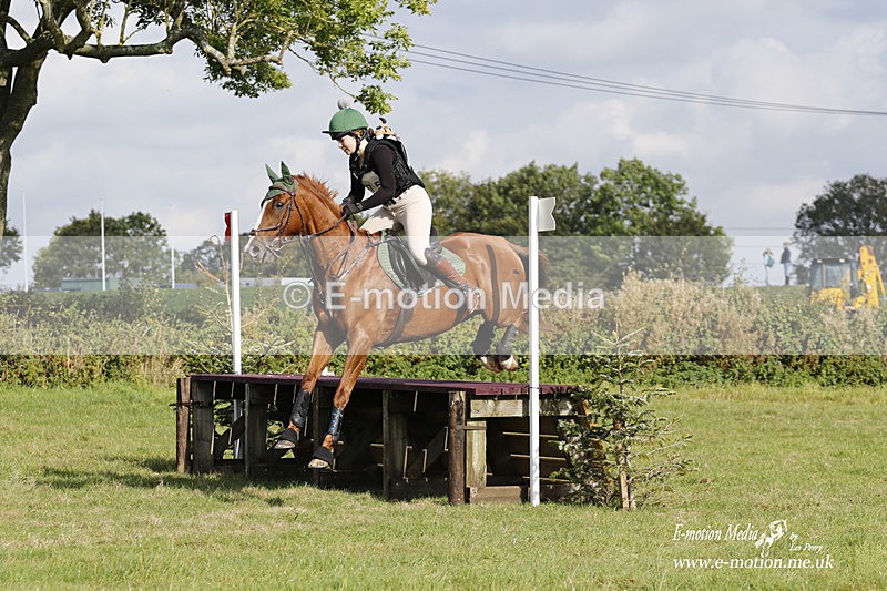  WWHT 171021 3142 - Intermediate (0.90m)  17/10/21