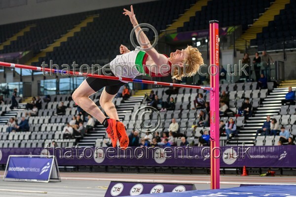 SeniorInd25-919292 - Field Male