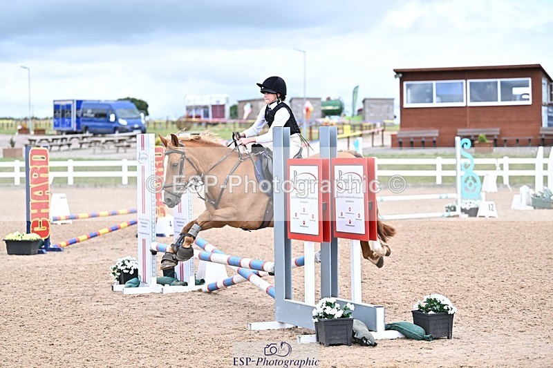 250729-150208-00065 - Clear Round and 60cm