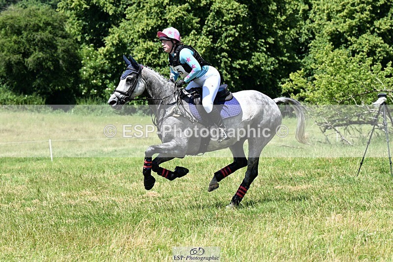 240629X-124237-2682 - 085-Harriet_Hunter-BANNAGH_LUX