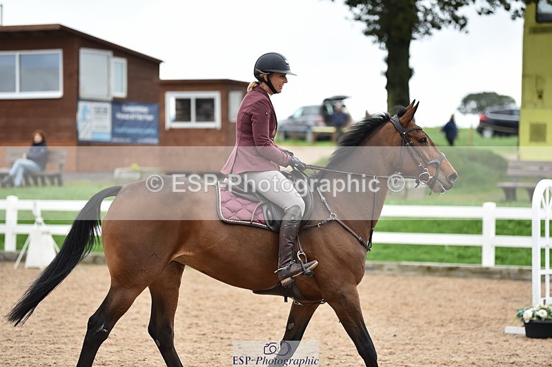 231013A-125434-01654 - Cls 3 1.05m Amateur Quali