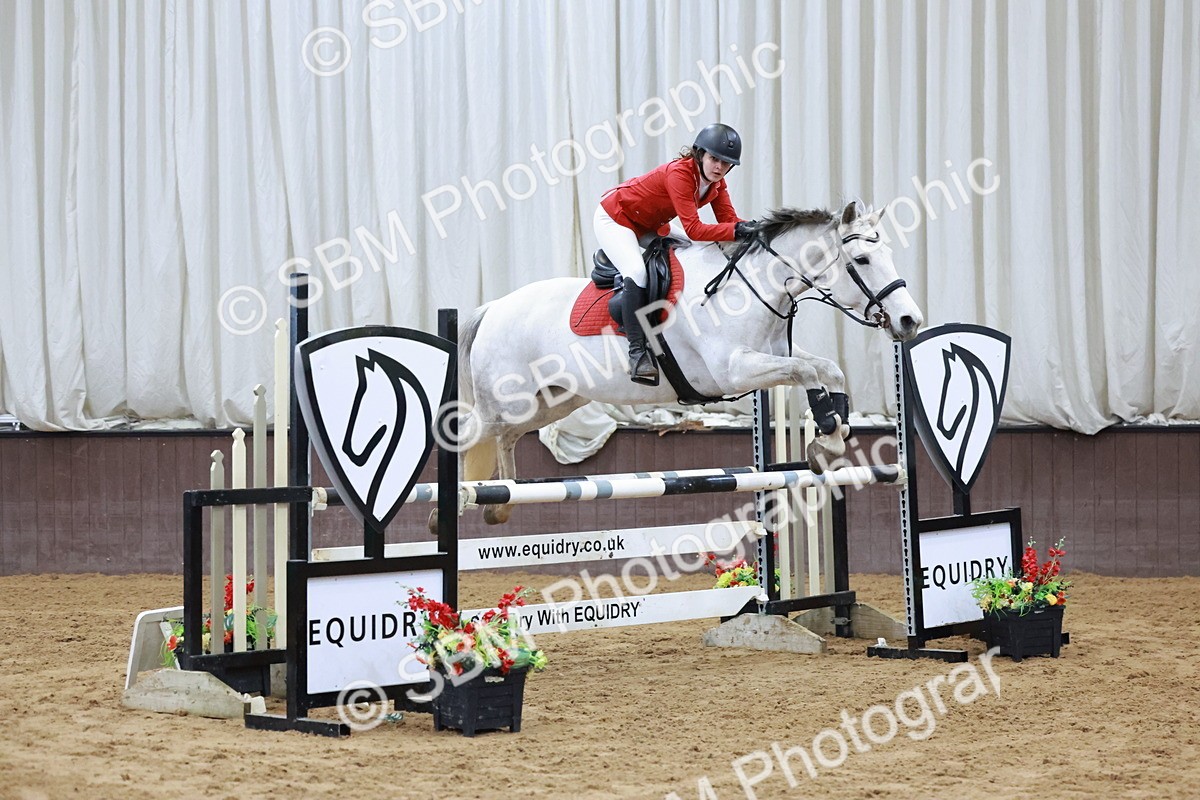 SBM_007489 - Class 24 - Nupafeed Supplements Senior Discovery/ 1m Open