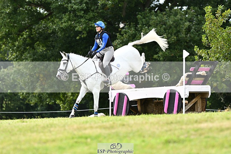 240825X-141628-34952 - 80cm XC 14.30 to 15.30