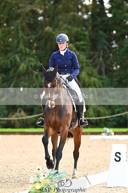 231021-145158-18818 - 255-CLOUDBERRY.BLUE-Isabelle.Downes-DR