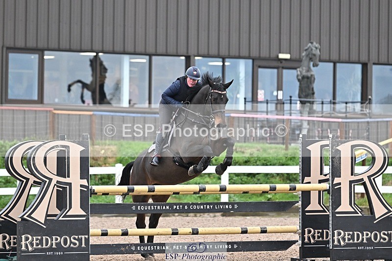 241127-130422-00601 - Cls 04A&B Snr Newc & 1.10m Open