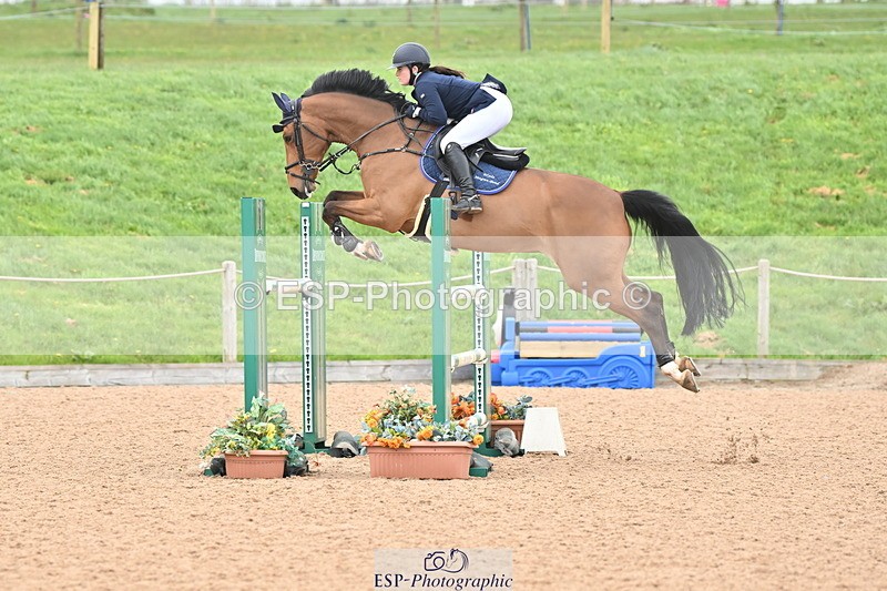 240405A-140104-01817 - Cls 5 National 1.30m Open