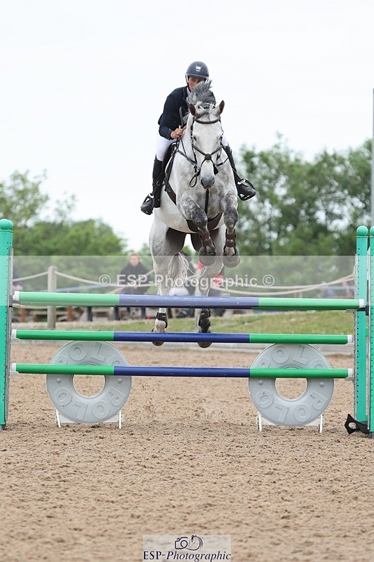 250524-132037-04999 - Cls 15 Snr Fox 1st Rnd