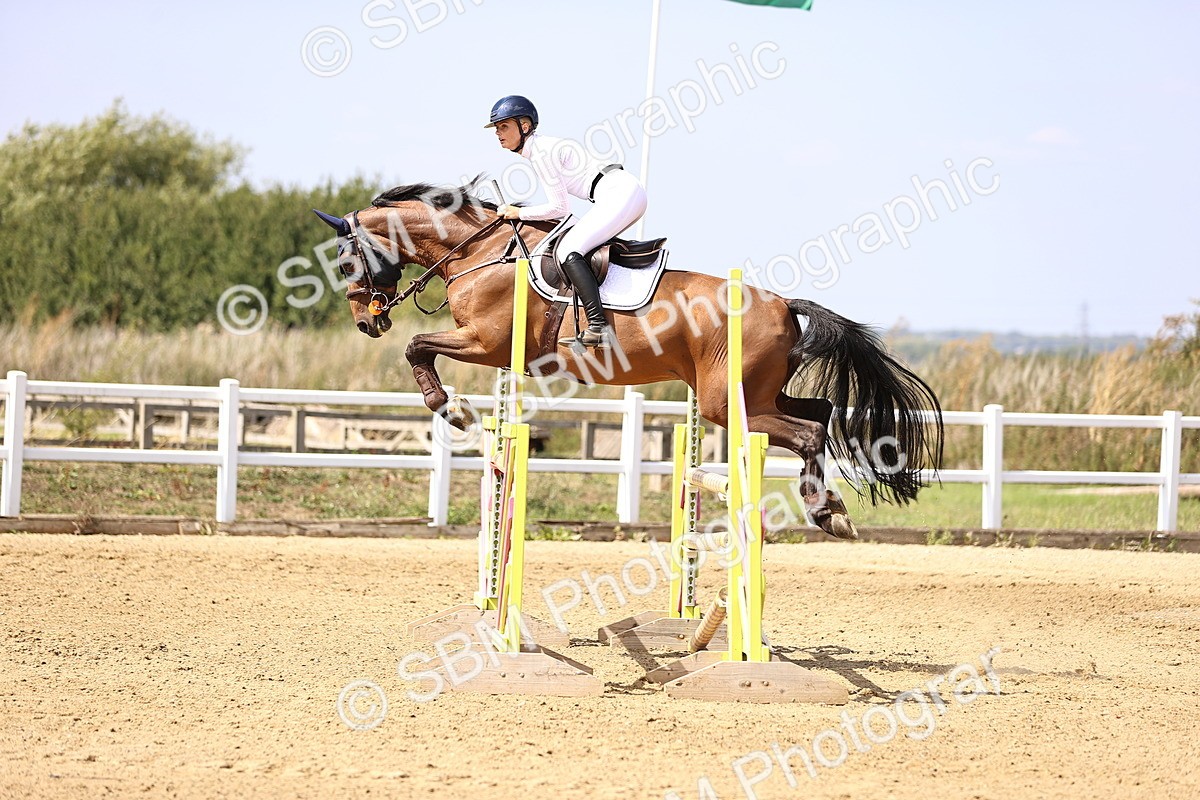 SBM_006741 - Class 12 - Amateur Championship Qualifier 1.05m