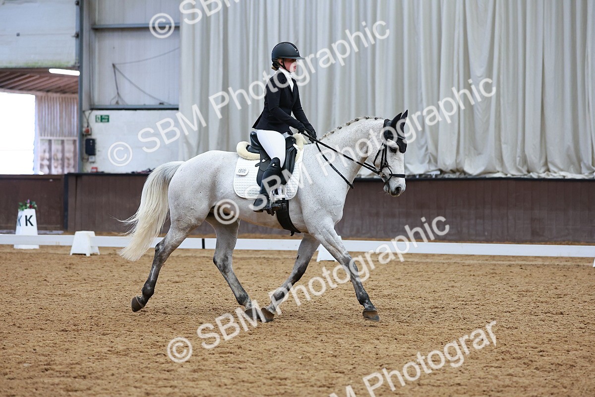 SBM_003368 - Class 11 - Novice 2