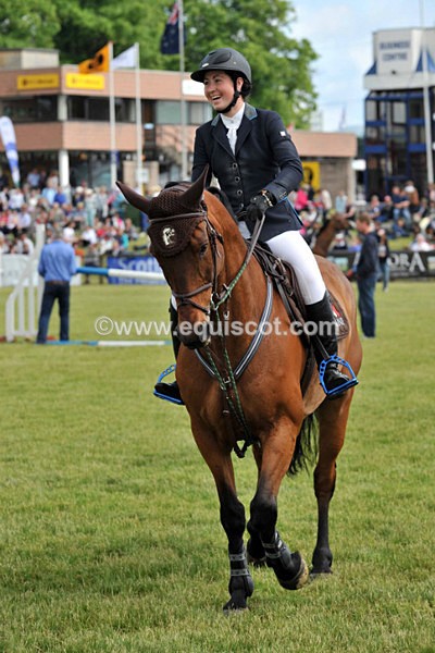EQUISCOT 9404 - A WEE PEEK AT RHS 2013