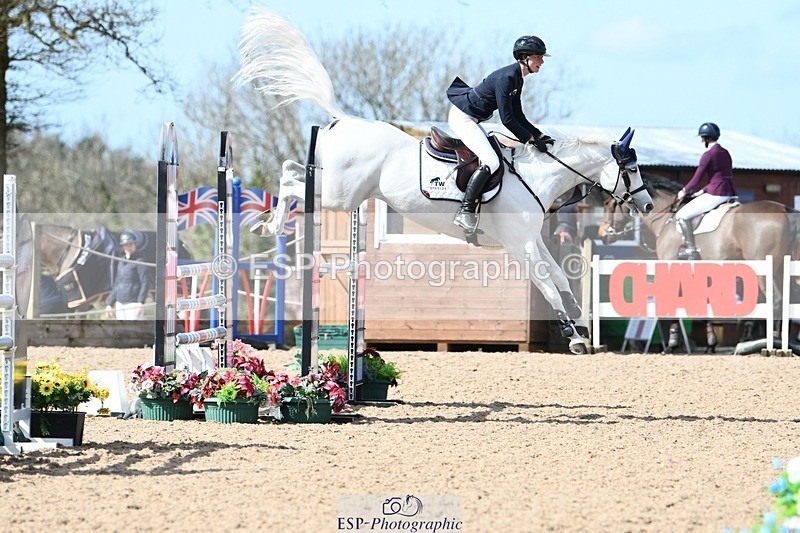 250328-131316-01172 - Cls 3 Snr Foxhunter