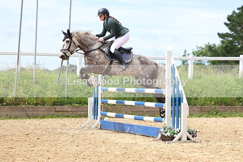 3E7A7200 - Class 7: Senior 1.05m