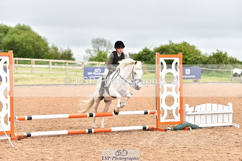 240528A-145540-00052 - 40 & 50cm