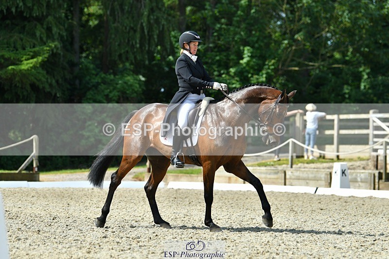 230525-104209-03951 - 414-L_E_B_LIAS_JEWEL-Jonelle_Price-DR