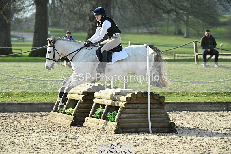 250309A-151935-01924 - Cls 03 90cm 15.05 to End