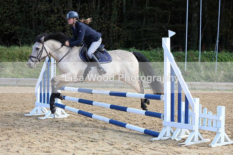 3E7A4944 - Class 9: 80cm Senior