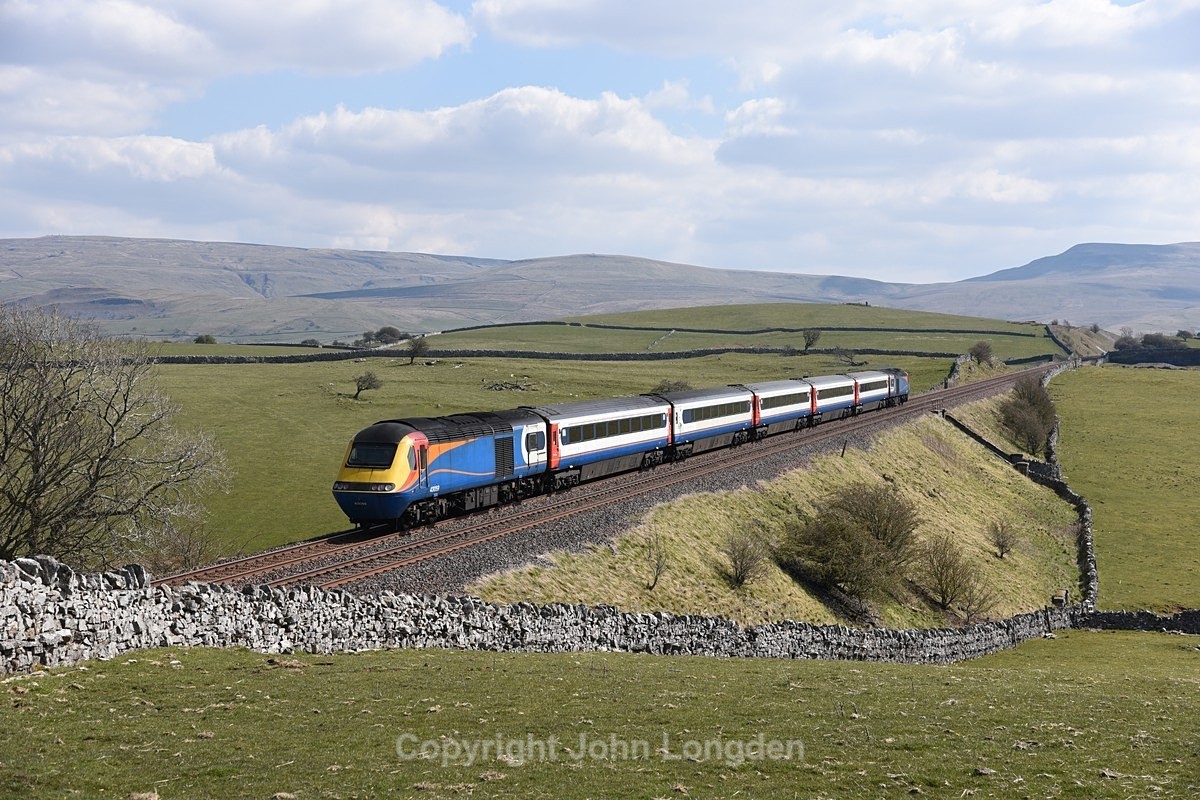 JL - 16.4.21 43059 & 43058 5Z44 Carlisle - Neville Hill, Waitby - Waitby Common