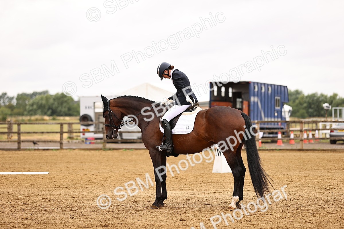 SBM_004018 - Class 7-10 - Novice 2-Elementary 2