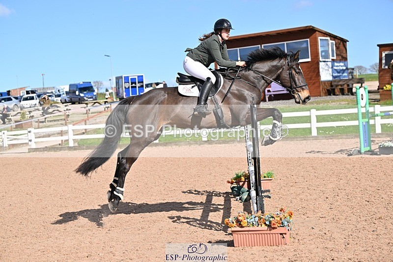 260314-140640-03519 - Cls 24 1.05m Amateur Quali