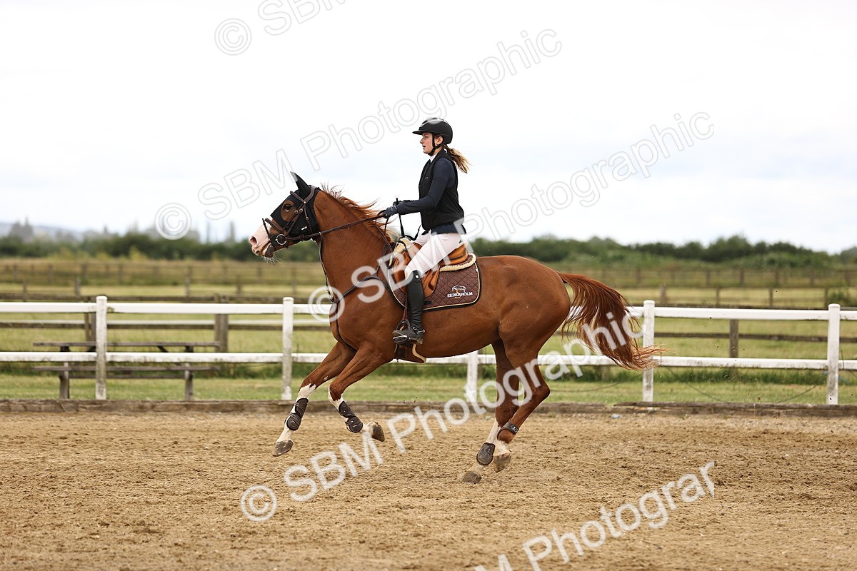SBM_003307 - Class 21 - Senior Newcomers - 1.10m