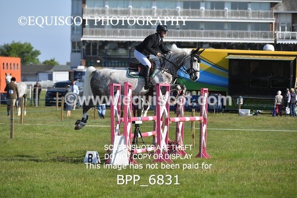 BPP_6831 - CLASS 1 Senior Newcomers/ 1.10m Open