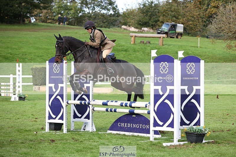 231022-135211-27929 - 430-HUNTSMAN.COM-Rachael.Watson-TrotUp+SJ