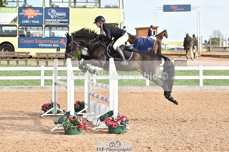 231015A-145708-08839 - Cls 26 1.05m Grand Prix