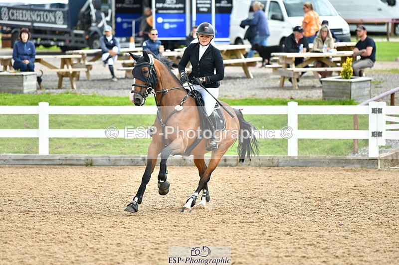 230721A-142347-06890 - Cls 22, 1 Star Gold 1.30m