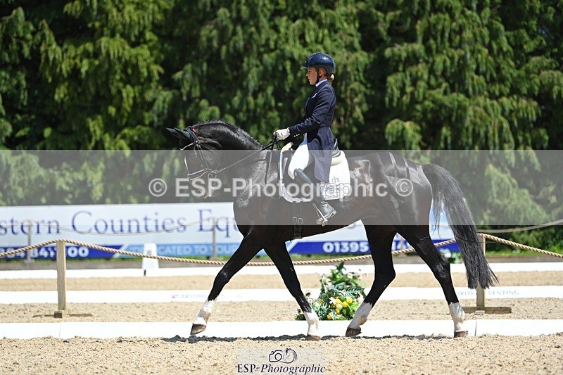 230526-135735-06865 - 480-FLOW_7-Mollie_Summerland-DR