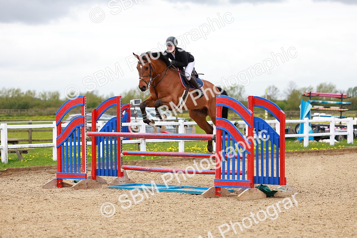SBM_002292 - Class 10 - Senior Newcomers - 1.10m