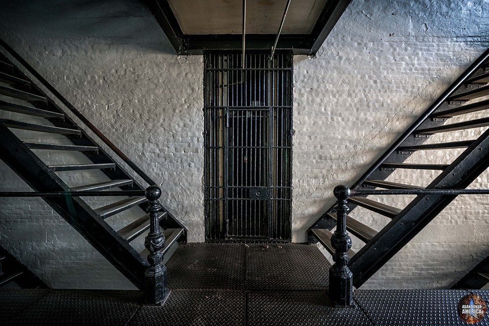 Western State Penitentiary (Pittsburgh, PA) |  D Unit Stairwell - Western Penitentiary