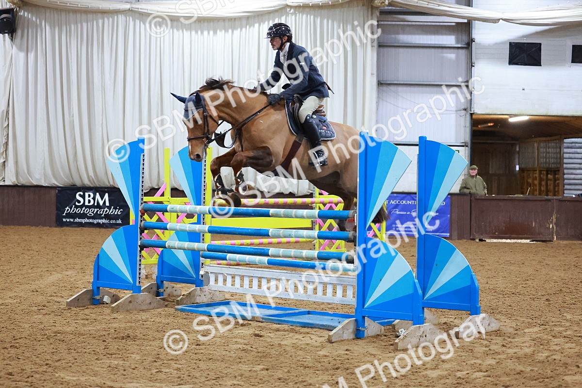 SBM_002527 - Class 5 - Senior Foxhunter 1.20m