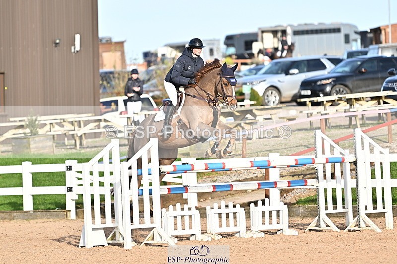 241113A-141426-00826 - Cls 05A&B Snr Fox & 1.20m Open