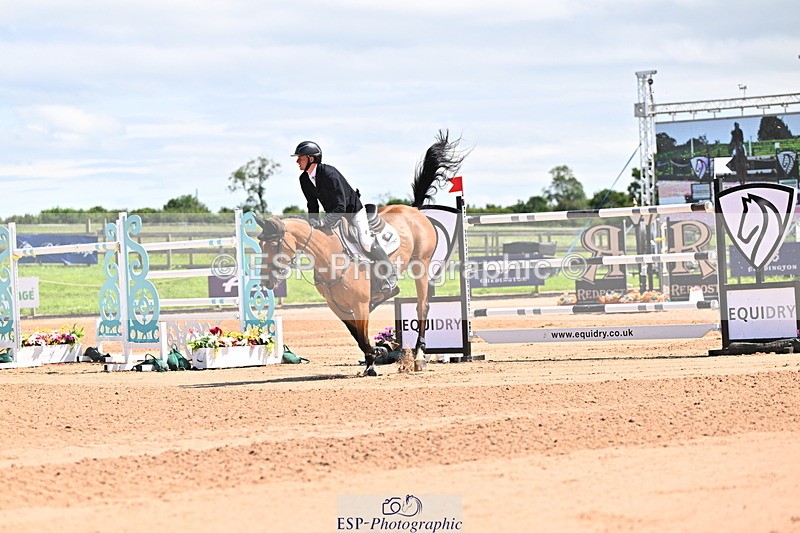 240721A-131217-18196 - Equidry